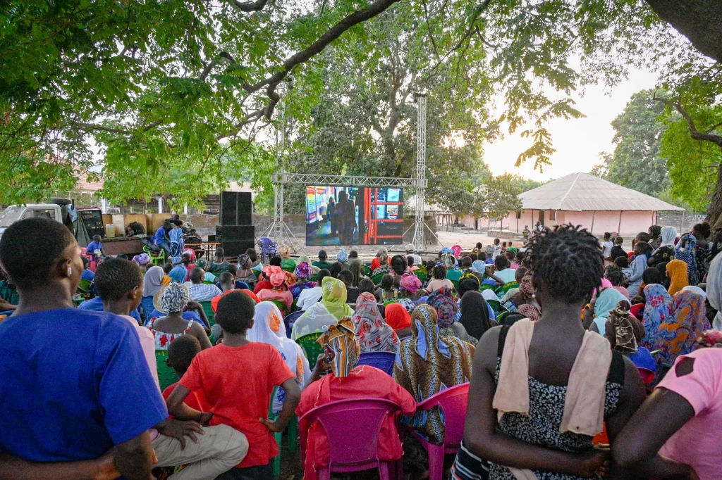Born Perfect Caravans in Guinea-Bissau
